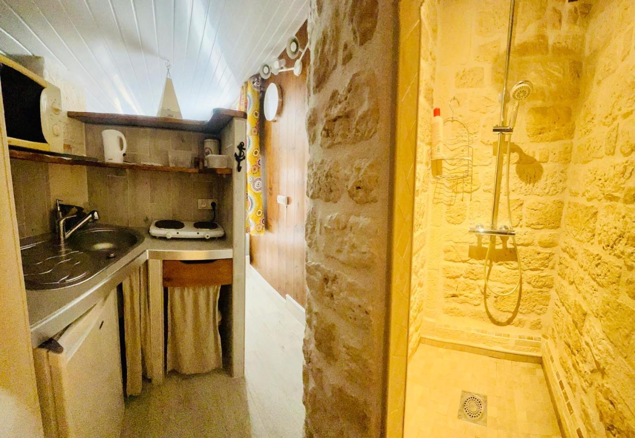 Le Mas Des Mathes, Chambres D'Hotes, Studios Les Mathes ภายนอก รูปภาพ